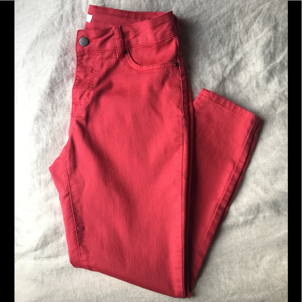 Coral Ankle/Capri Pants